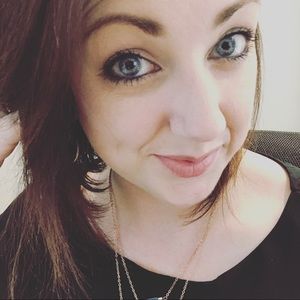 Meet your Posher, Krystle